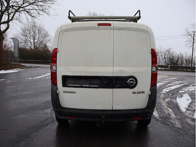 Opel combo - w0l6zyd1bf9563841 - 2015 - afbeelding 24 van  29