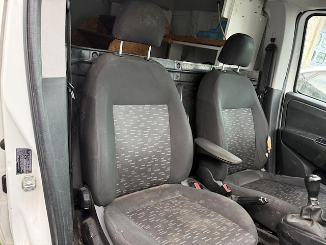 Opel combo, 2016 - afbeelding 10 van  22