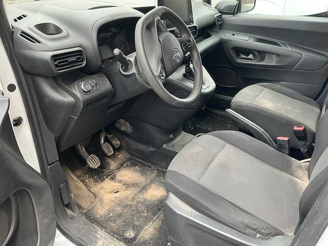 Opel combo bedrijfswagen - afbeelding 12 van  15
