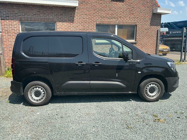Opel combo bedrijfswagen - afbeelding 21 van  24