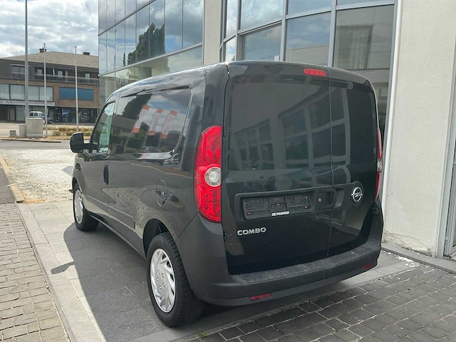 Opel combo van lichte vrachtwagen - afbeelding 7 van  11