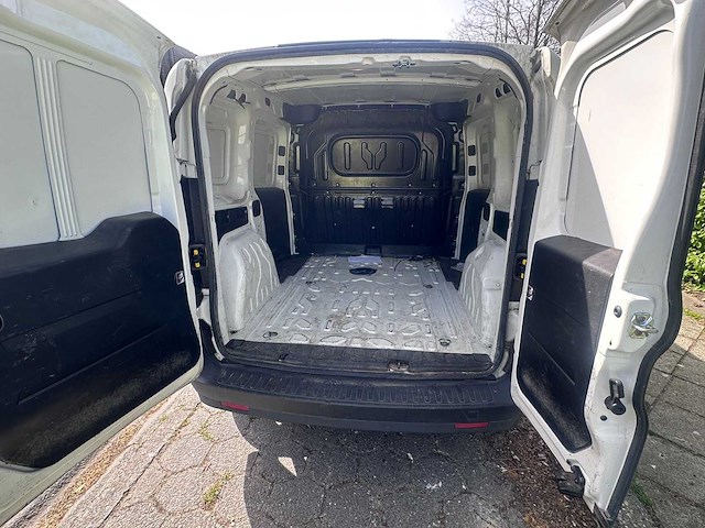 Opel combo - afbeelding 5 van  23