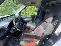 Opel combo - afbeelding 8 van  23