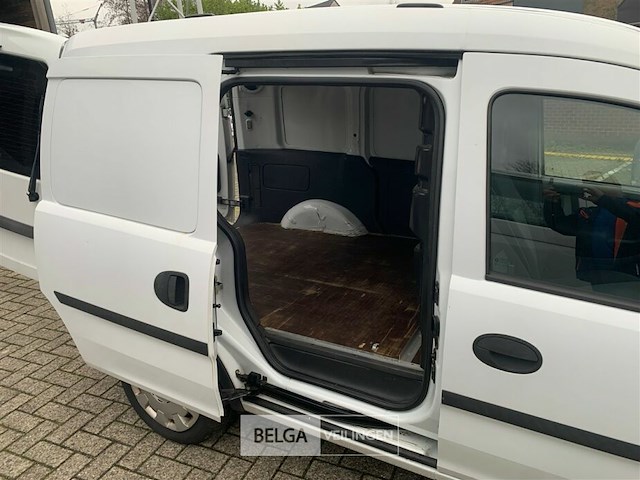 Opel combo - afbeelding 22 van  26