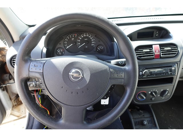 Opel combo - afbeelding 9 van  12