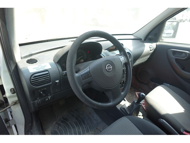 Opel combo - afbeelding 7 van  12