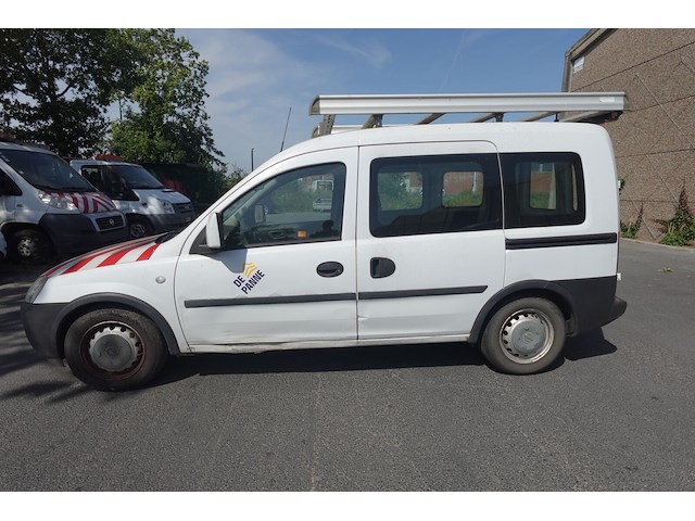 Opel combo - afbeelding 1 van  12