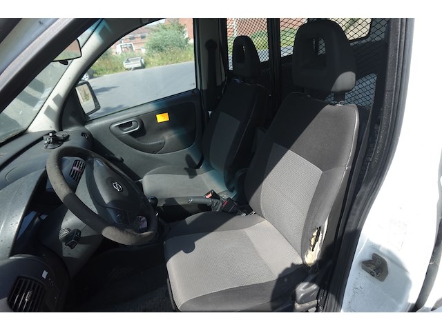 Opel combo - afbeelding 11 van  12