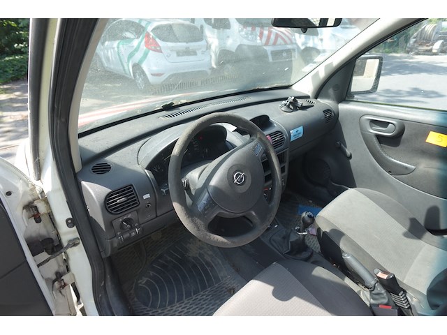 Opel combo - afbeelding 12 van  12
