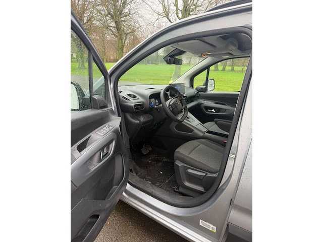 Opel combo - afbeelding 18 van  22