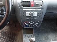 Opel combo - afbeelding 2 van  21