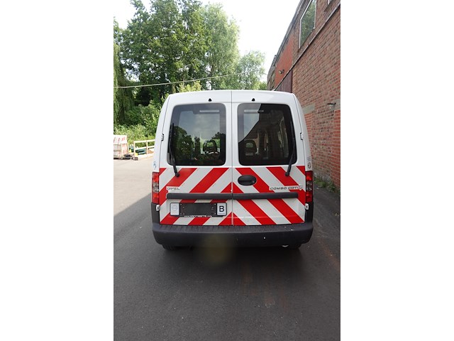 Opel combo - afbeelding 15 van  21