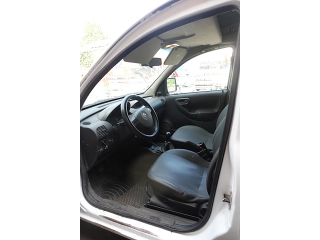 Opel combo - afbeelding 17 van  21