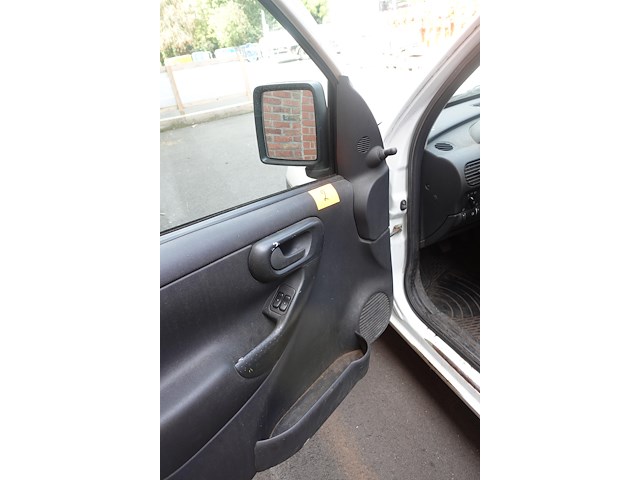 Opel combo - afbeelding 19 van  21