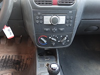 Opel combo - afbeelding 2 van  24
