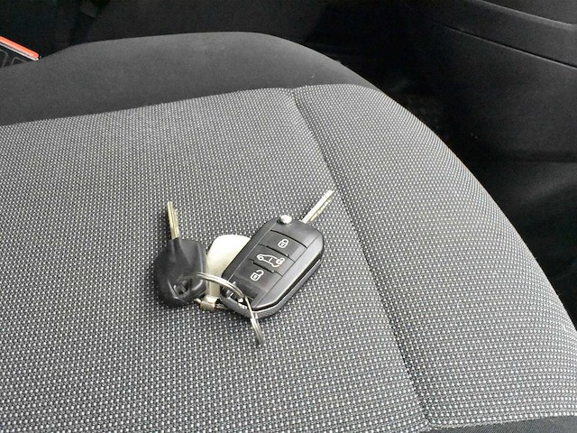 Opel combo - afbeelding 20 van  35