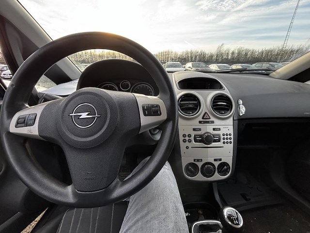 Opel corsa 1 0i essentia, 2006 - afbeelding 2 van  37