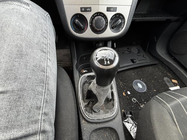 Opel corsa 1 0i essentia, 2006 - afbeelding 5 van  37