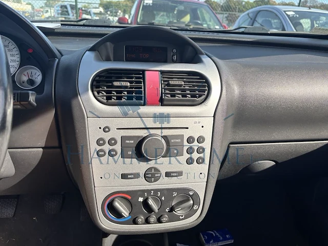Opel corsa 1 0i xep 12v essentia, 2004 - afbeelding 7 van  32
