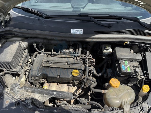 Opel corsa 1 2i cosmo, 2006 - afbeelding 19 van  33