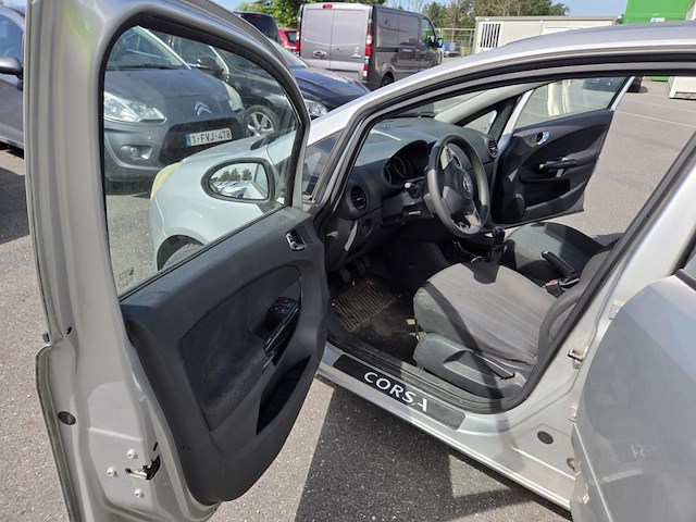 Opel corsa 1 2i essentia, 2008 - afbeelding 2 van  38
