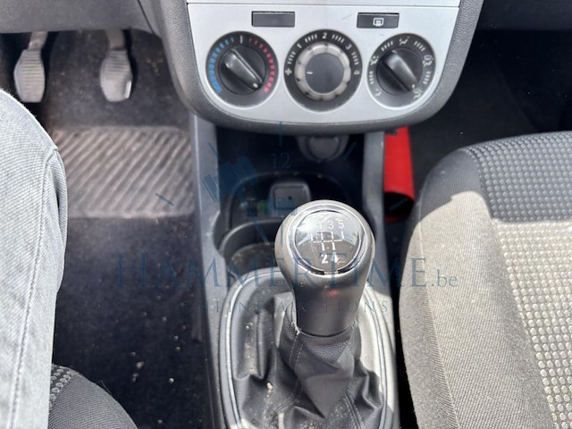 Opel corsa, 1.0i essentia,2011 - afbeelding 7 van  30