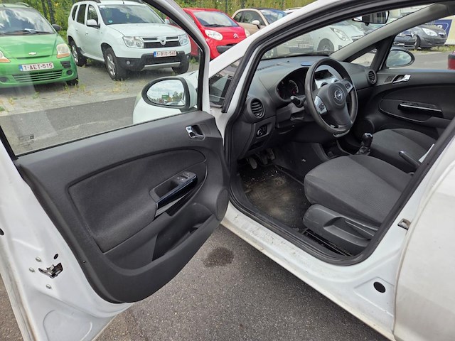Opel corsa 1.0i essentia,2013 - afbeelding 47 van  47