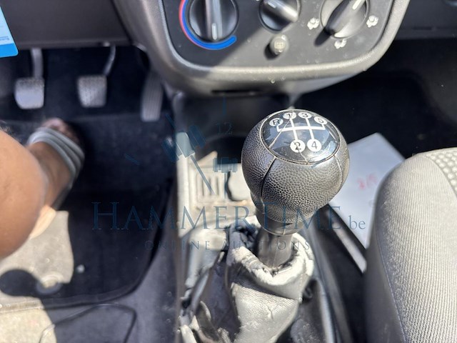 Opel corsa 1.0i xep 12v essentia, 2003 - afbeelding 8 van  33