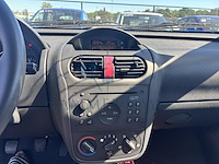 Opel corsa 1.0i xep 12v essentia, 2004 - afbeelding 6 van  29