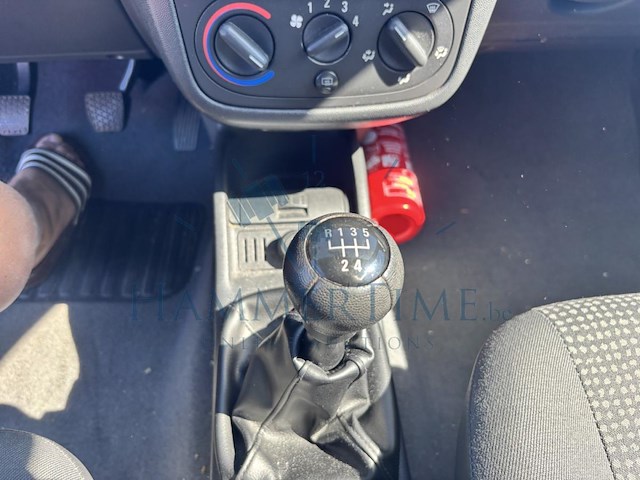 Opel corsa 1.0i xep 12v essentia, 2004 - afbeelding 7 van  29