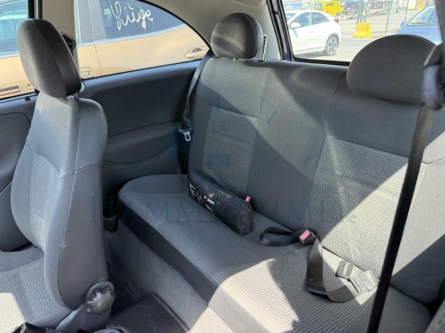 Opel corsa 1.0i xep 12v essentia, 2004 - afbeelding 17 van  32