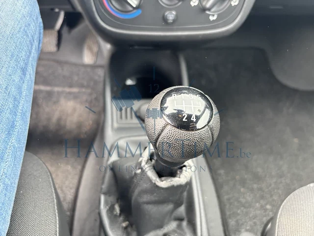 Opel corsa 1.0i xep 12v essentia, 2006 - afbeelding 9 van  34