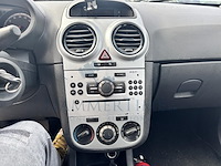 Opel corsa 1.2i essentia easytronic 85 at, 2011 - afbeelding 8 van  41