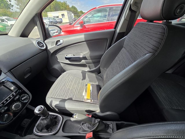 Opel corsa 1.2i essentia,2014 - afbeelding 22 van  45