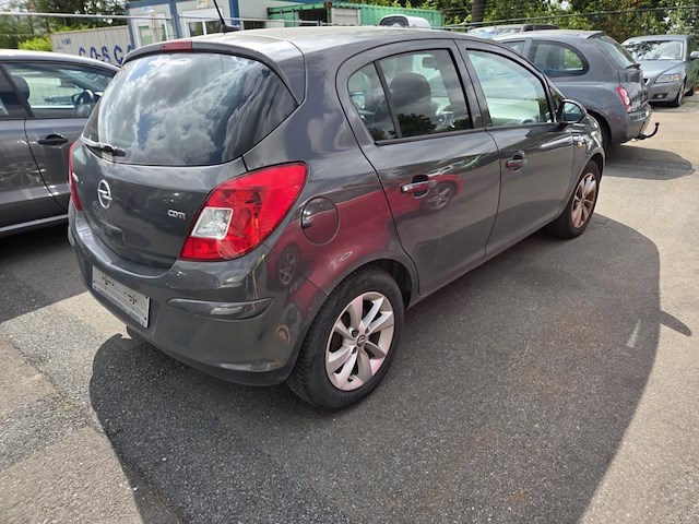Opel corsa 1.2i essentia,2014 - afbeelding 41 van  45