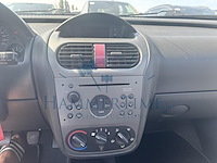 Opel corsa 1.2i xep 16v essentia, 2004 - afbeelding 17 van  44