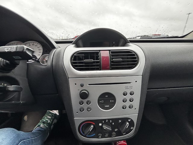 Opel corsa 1.3 dt cdti 16v essentia, 2004 - afbeelding 3 van  36