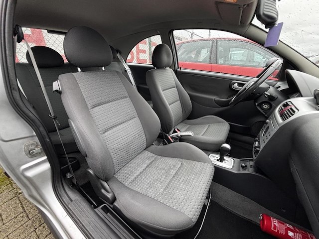 Opel corsa 1.3 dt cdti 16v essentia, 2004 - afbeelding 11 van  36