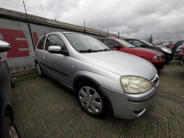 Opel corsa 1.3 dt cdti 16v essentia, 2004 - afbeelding 23 van  36
