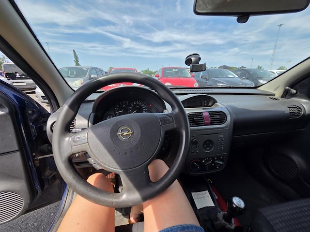 Opel corsa 1.3 dt cdti 16v essentia, 2004 - afbeelding 9 van  51