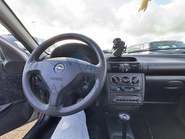 Opel corsa, 1999 - afbeelding 4 van  26