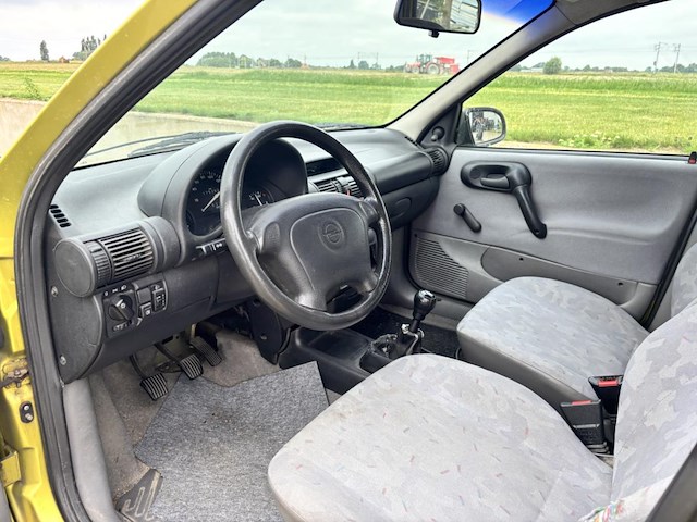 Opel corsa, 1999 - afbeelding 2 van  39