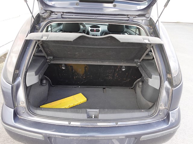 Opel corsa c - afbeelding 14 van  17