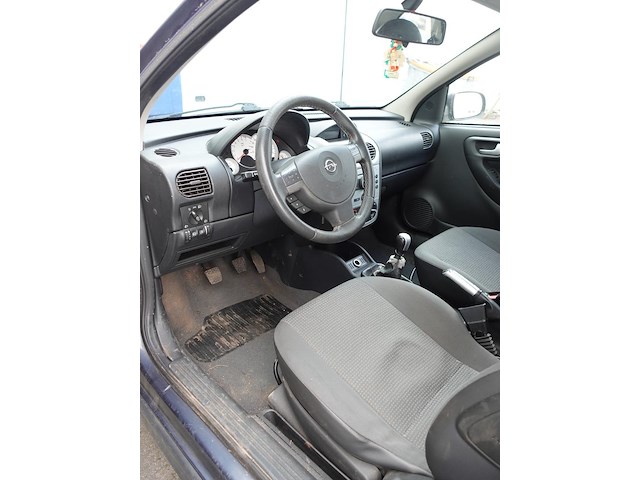 Opel corsa c - afbeelding 15 van  17