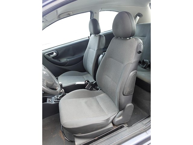 Opel corsa c - afbeelding 16 van  17