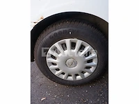 Opel corsa car - afbeelding 2 van  58