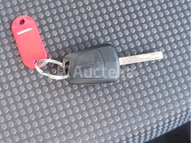 Opel corsa car - afbeelding 15 van  58