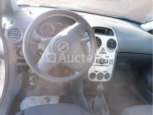Opel corsa car - afbeelding 17 van  58