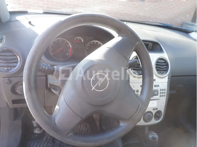 Opel corsa car - afbeelding 19 van  58