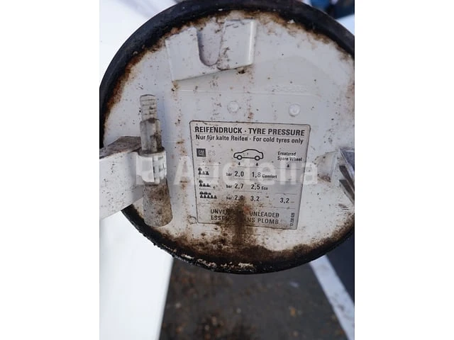 Opel corsa car - afbeelding 36 van  58